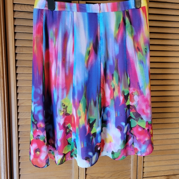 Melanie Lyne Flowy Colorful Abstract Skirt - Picture 2 of 7